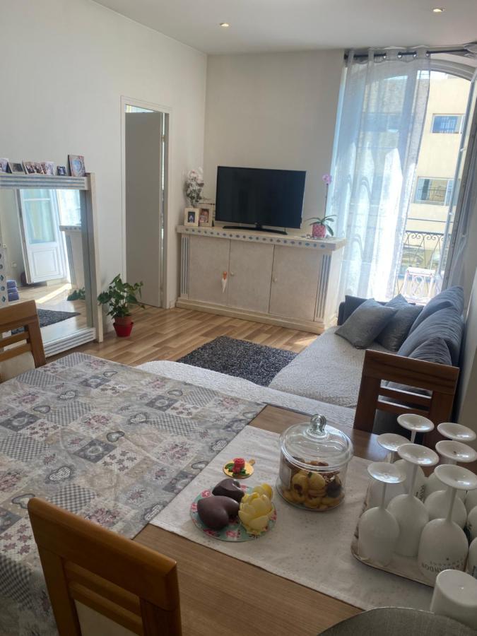 Magnifique Pied A Terre Nice Centre Notre Dame Luaran gambar