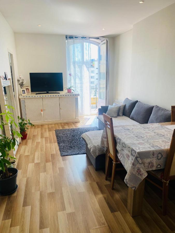 Magnifique Pied A Terre Nice Centre Notre Dame Luaran gambar